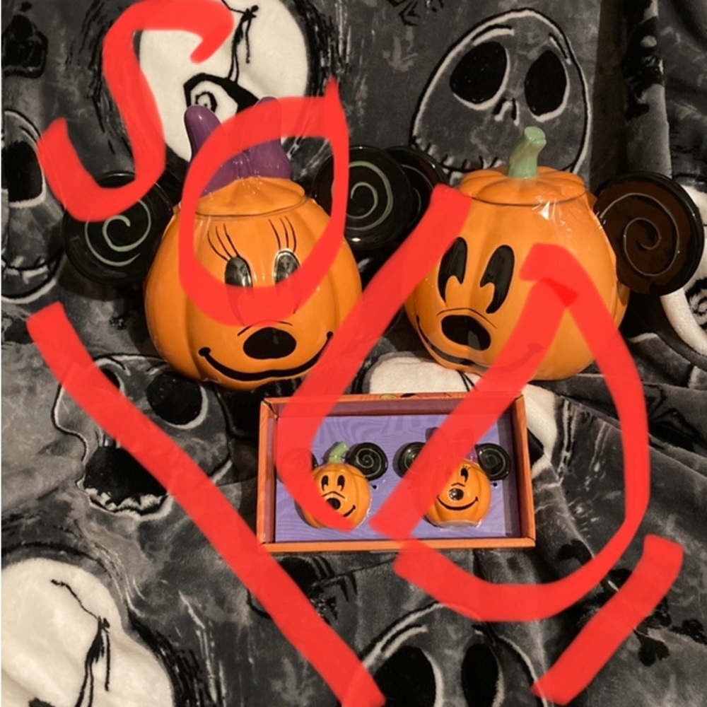Disney Mickey and Minnie cookie jars